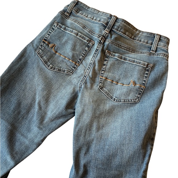 Maurices Classic Blue Denim Jeans - Picture 4 of 4